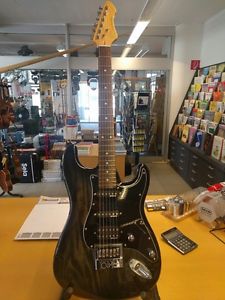 VGS VST-110 Evertune E-Gitarre