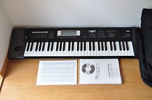 KORG TR-61 TR61 61 Keyboard Synthesizer w/adapter case CD  [Exc+++] From Japan