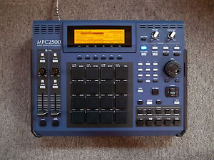 AKAI MPC 2500 "WUV" custom by ghostinmpc (80GB HDD, 128MB RAM, CD/DVD drive)