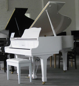 Yamaha Flügel G3E in weiß - optisch fast wie neu - REHA-PIANO-AURICH