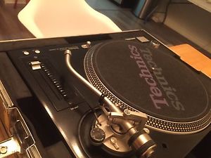 2x Technics 1210 M5G's W/ Flight cases EXCELLENT Condition!!!