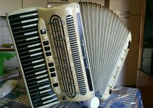 akkordeon accordion Galanti Super Dominator cassotto--top