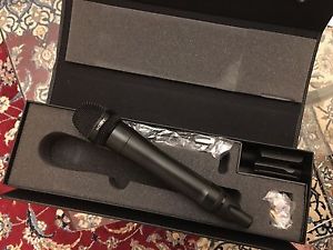 Sony Professional Microphone DWM-02 (frequency range of 42-50)