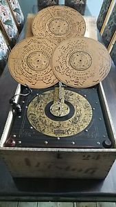 ARISTON DANS SA BOITE D ORIGINE 24 TOUCHES