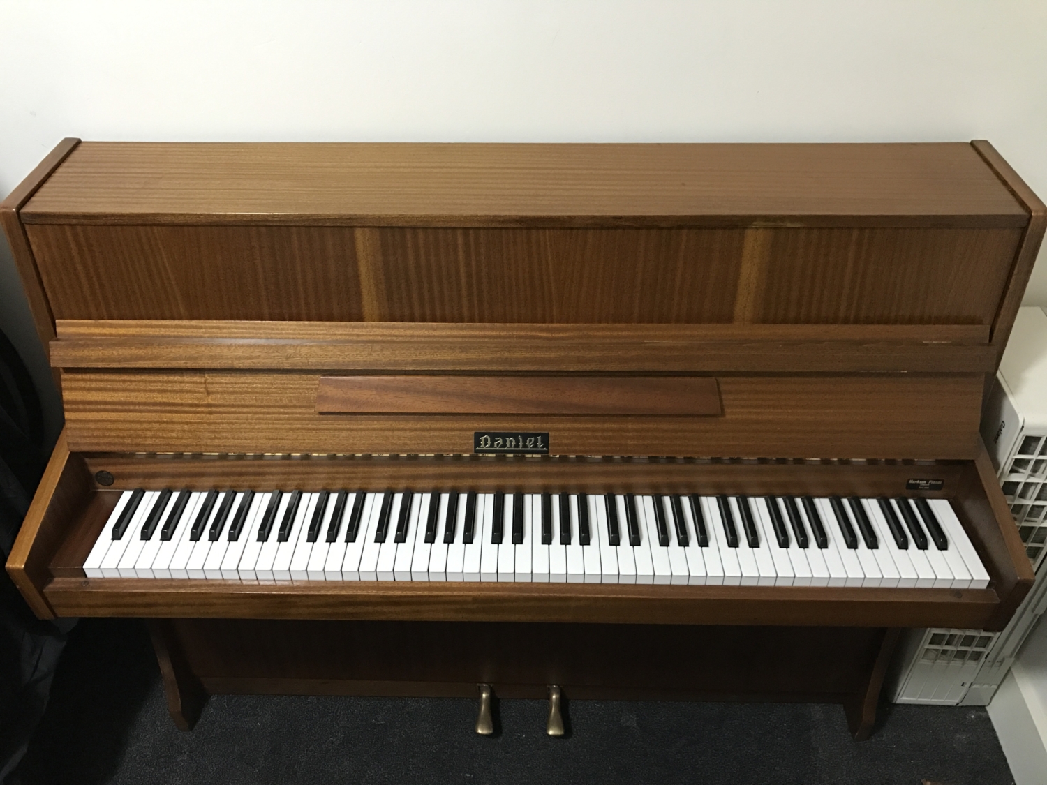 Used Daniel Upright Piano