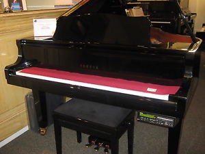 YAMAHA Disklavier -  self playing baby grand piano with 20 FREE DISKS