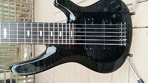 Yamaha TRB1006 6 strings Bass Guitar