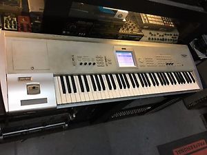 Korg Triton Studio 76 Key HD FDD