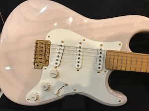 Schecter USA Traditional Mary Kaye