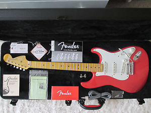 FENDER USA HOT ROD 50's VINTAGE Stratocaster +++ FIESTA RED +++ WARMOUTH NECK