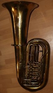 Deutsche 4/4 B / Bb Tuba Philipp Reichel Markneukirchen im B&S Design