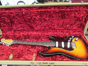 Vintage 1989 Fender U.S.A. Stratocaster with Tweed Case