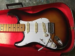Fender Left Handed 1967 Reissue Electric Guitar Made in Japan 1988 + Case