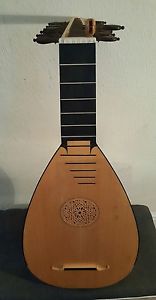 S.W.OLIVER LUTE, 7C RENAISSANCE, 1983, WITH HARD CASE *SEE DESCRIPTION* 13 STRNG