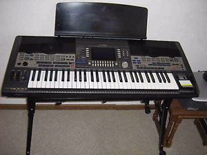 YAMAHA PSR 9000