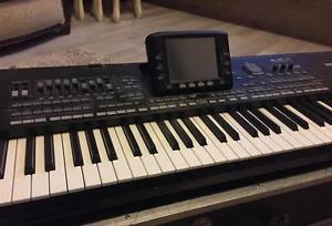 Korg Pa3X
