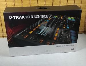 Traktor kontrol S8