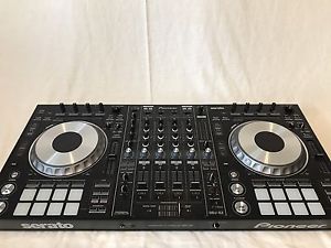Pioneer DDJ-SZ Digital DJ Controller