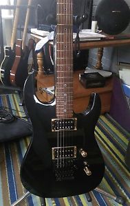 BC Rich Gunslinger Power 08. Black with Gold Hardware Orig Floyd and Pups!! Nice