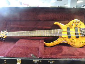 Ibanez BTB775PB 6-String Bass Guitar &  Hard Case