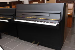 Seiler Klavier, schwarz matt, Mod. 118, vom Klavierbaumeister