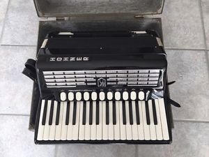 Akkordeon Hohner "FAVORIT  IV P" + Koffer + Riemen / 1a Zustand