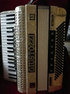 Akkordeon Giustozzi