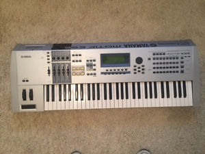 Yamaha MOTIF ES6 Keyboard Synthesizer - $925 with Original box, Manuals+++