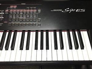 Yamaha S90-ES Keyboard Synthesizer