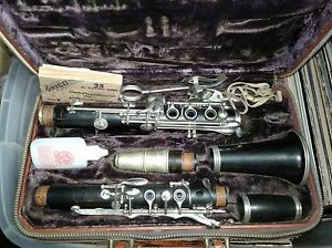 vintage Selmer signet clarinet very nice original