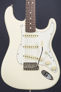 Fender American Pro Strat Olympic White Rosewood