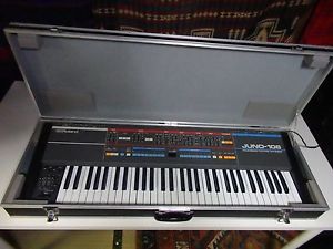 Vintage Roland Juno 106 Analog Synthesizer w/original hard carry case AMAZING SH