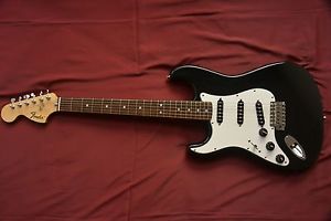 LIMITED OFFER PRICE!!  FENDER JAPAN LEFTY 72 TYPE STRAT NEAR MINT MADE IN JAPAN