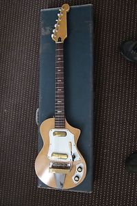 GUYATONE LG 50 GUITAR