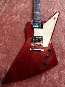 Gibson 76 Explorer made 2009 Used  w/ Hard case