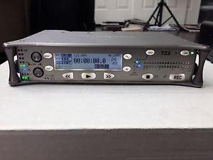 **SOUND DEVICES 722 w/ Extra batteries....Excellent Condtion ! MINT**