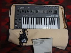 Vintage ROLAND SH-101 Analog Synthesizer perfect working w/Bag, Manual, Adapter!