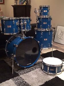 1986 Yamaha Tour Custom 6 Piece Drum Set [Cobalt Blue] 10,12,13,16,22. 14x6.5