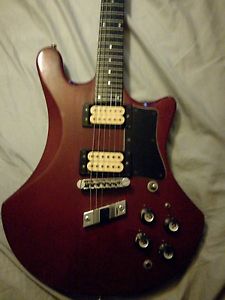 GUILD USA 1977 ELECTRIC GUITAR