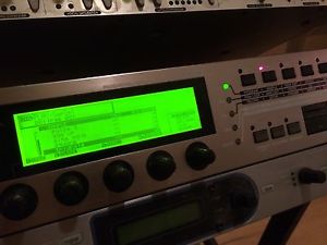 Yamaha A5000 Professional Digital Sampler w/ Manual & CDs MADE IN JAPAN