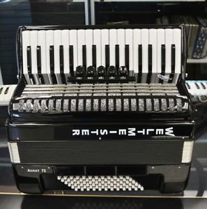 Weltmeister 72 Bass Piano Accordion