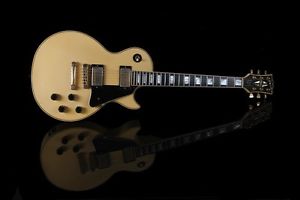 82 Gibson Les Paul Custom White