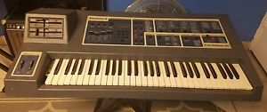 E-Mu EMu Emulator 2 II Sampler/Synthesizer/Keyboard w/ Hard Case- Free Shipping