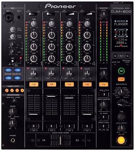 Pioneer DJM 800 Mixer