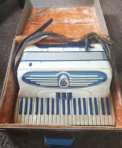 Vintage Giulietti White Blue Accordion With Box
