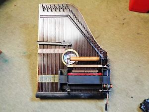 Triola zither antique music box, hear it play now.