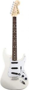 Fender Ritchie Blackmore Stratocaster Scalloped Olympic White 139010305