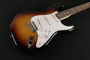 Fender Classic Series '70s Stratocaster - Rosewood board - 3-Color Sunburst 3608