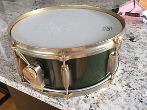 Gretsch Round Badge Caddilac Green Snare
