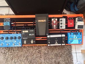 Guitar Effects Pedals With Pedal Board And Power Brick